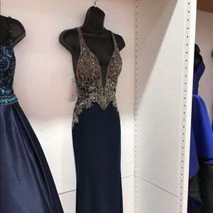 Selling Navy Prom Dress